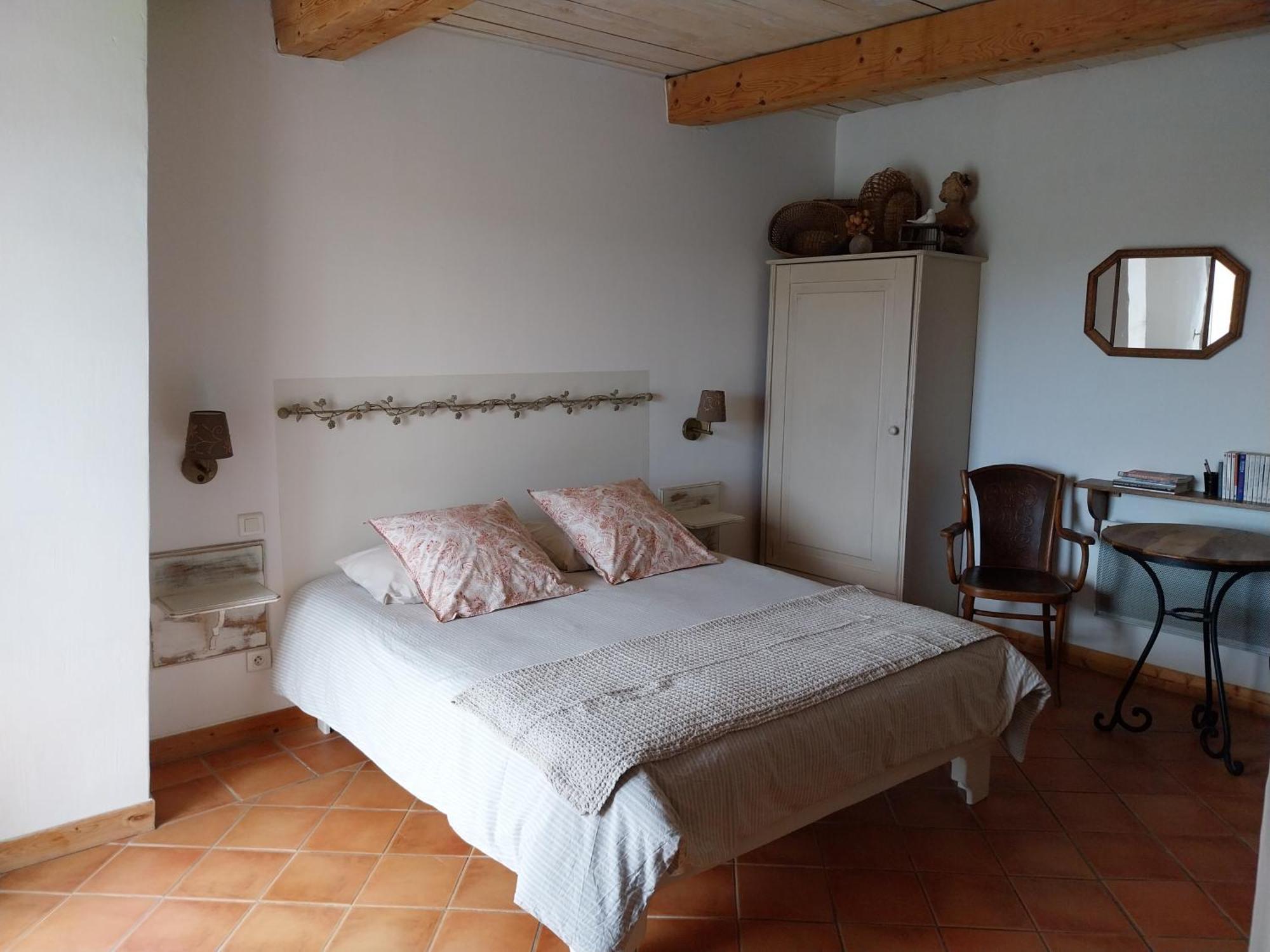 Le Petit Fabre Hotel Montagnac  Bilik gambar
