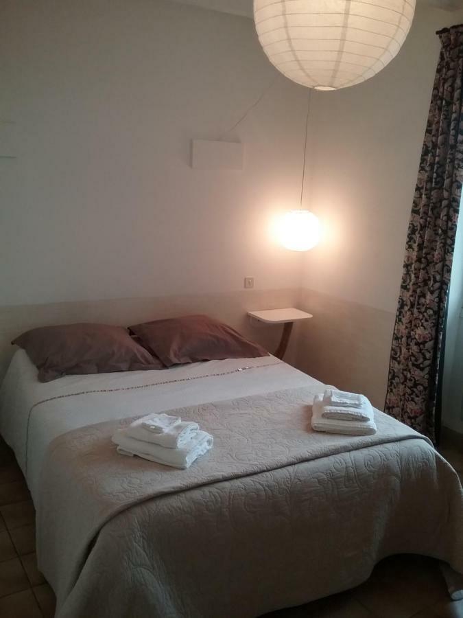 Le Petit Fabre Hotel Montagnac  Luaran gambar