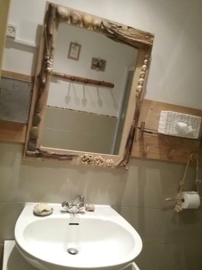 Le Petit Fabre Hotel Montagnac  Luaran gambar